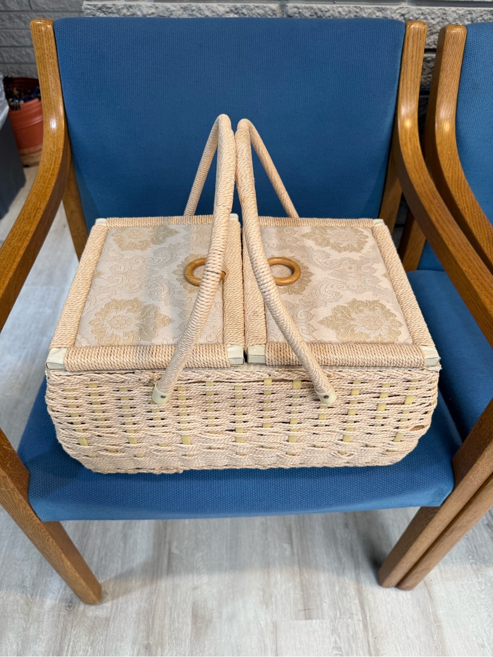 Vintage sewing case basket cream colored woven satin inside very nice tote